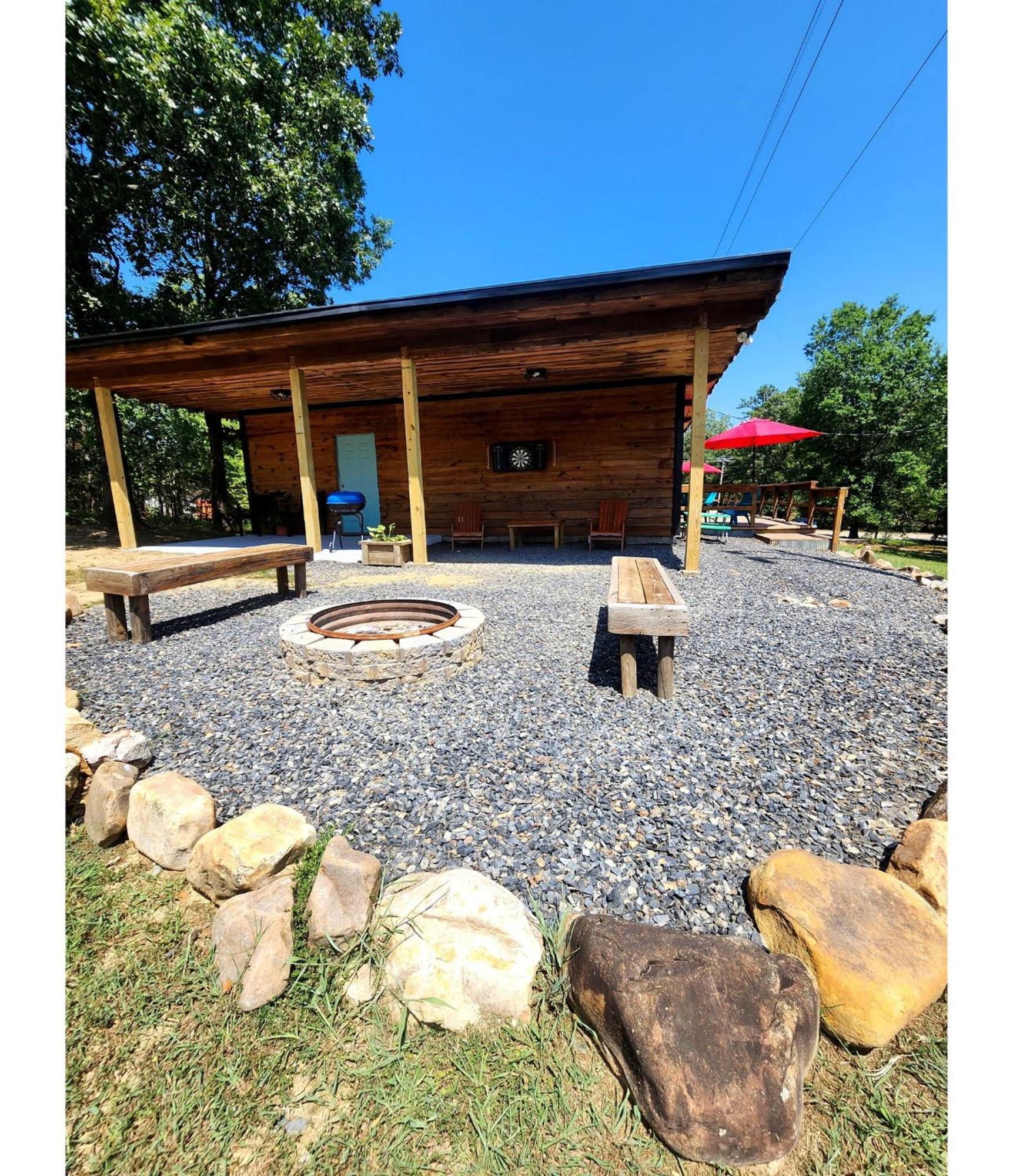 Unique Country Cabin Meets Farmhouse Modern!!! Mena Exterior foto