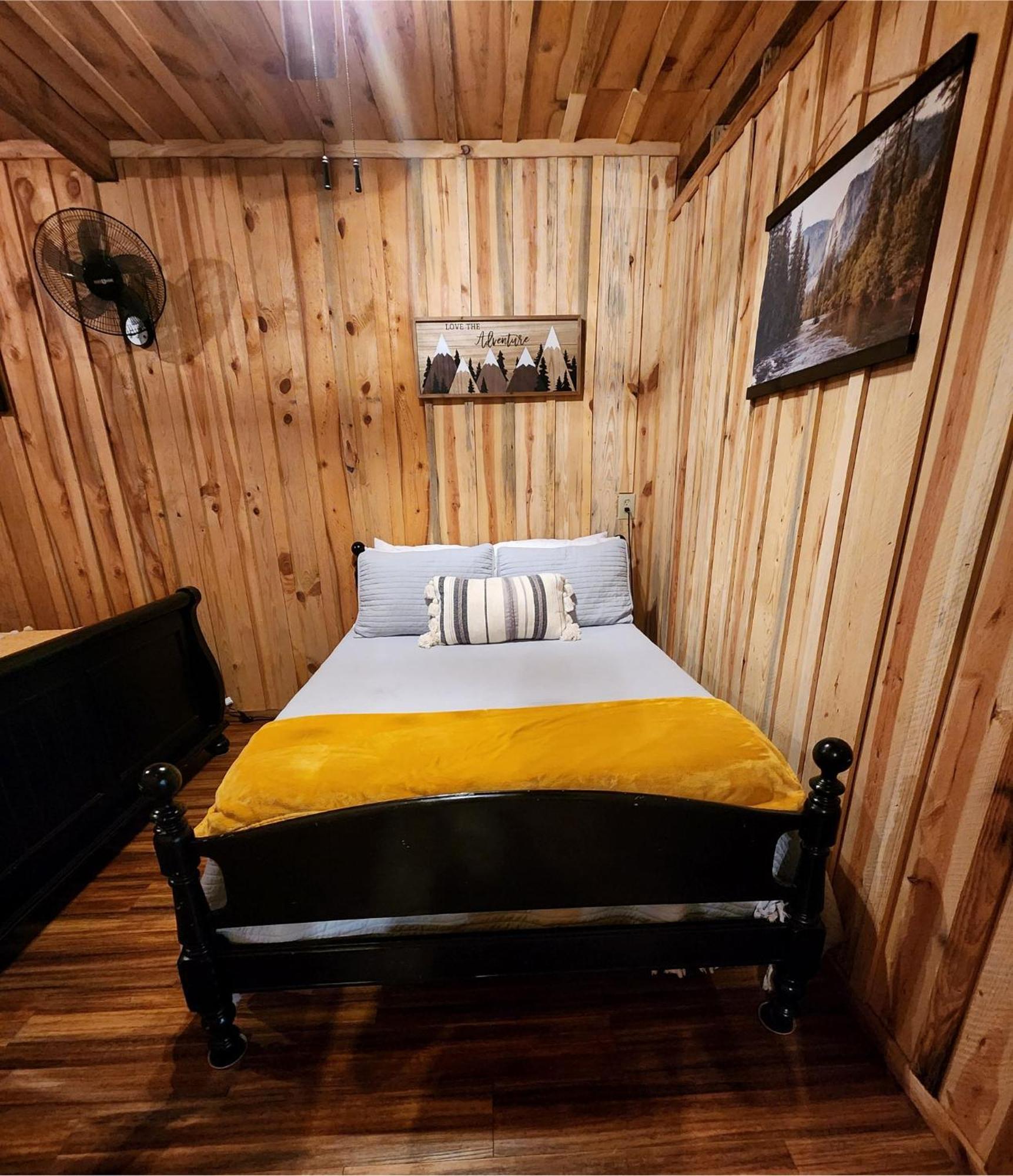 Unique Country Cabin Meets Farmhouse Modern!!! Mena Exterior foto